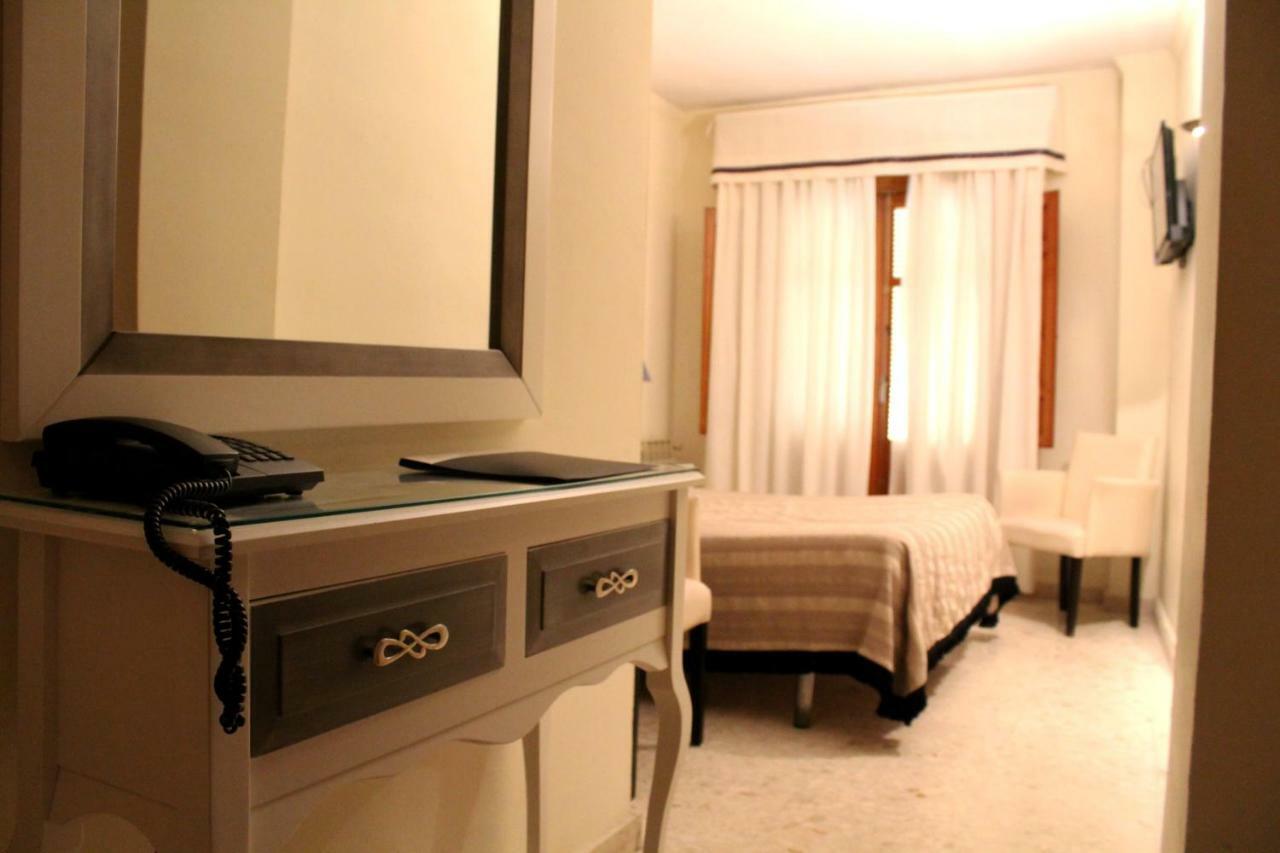 El Sol Hotel Lanjarón Kültér fotó